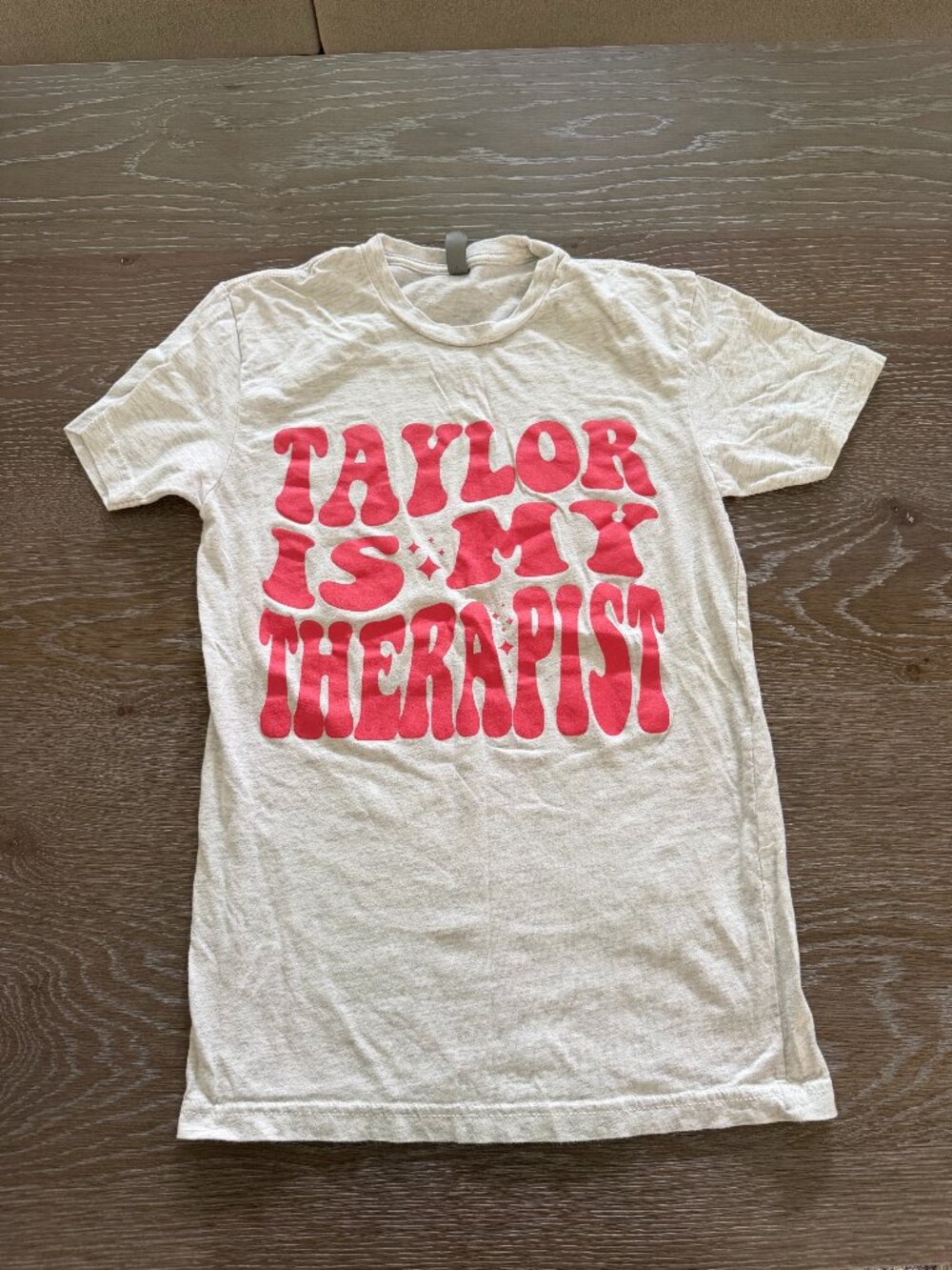 Womens Taylor is my therapist short sleeve t-shirt top size Adult Small